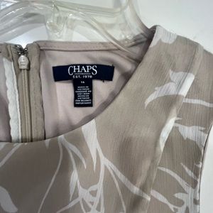 CHAPS Sleeveless Beige Dress Size 16, Flowing floral shell overlaying lining